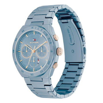 Γυναικείο ρολόι Tommy Hilfiger Carrie 1782576, με μπρασελέ σε μπλε χρώμα από ανοξείδωτο ατσάλι και μπλε καντράν με χρονογράφους και δείκτες σε ροζ χρυσό χρώμα.